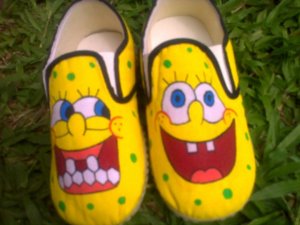 Sepatu Lukis spongebob